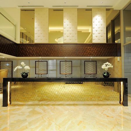 סמאראנג Louis Kienne Hotel Pandanaran מראה חיצוני תמונה